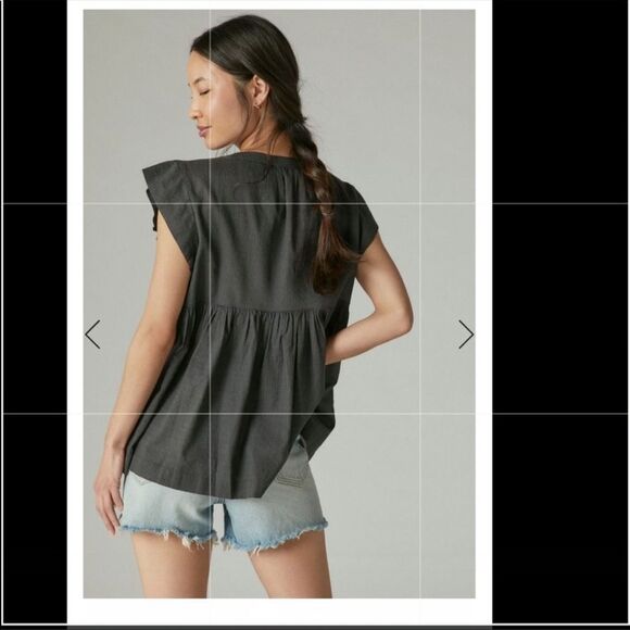 Lucky brand embroidered Flutter sleeve top size L - Picture 3 of 9